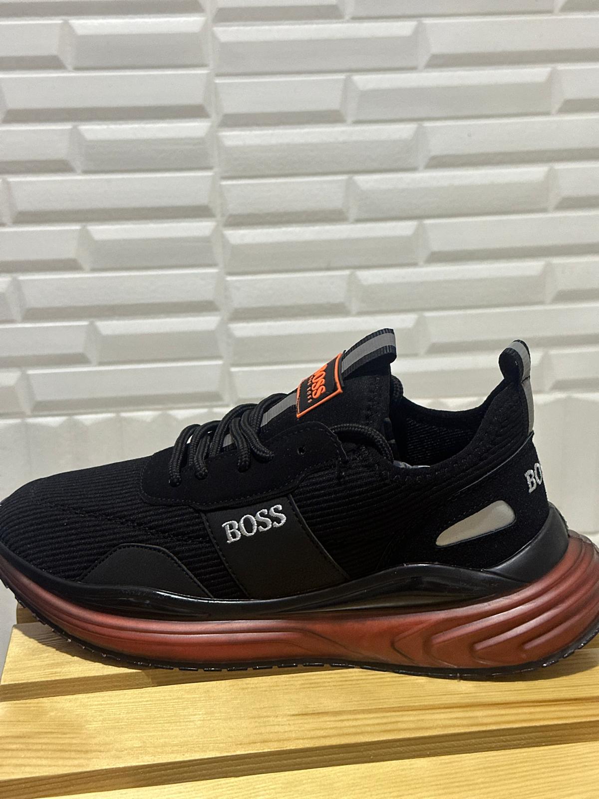 HUGO BOSS TABAN DETAYLI