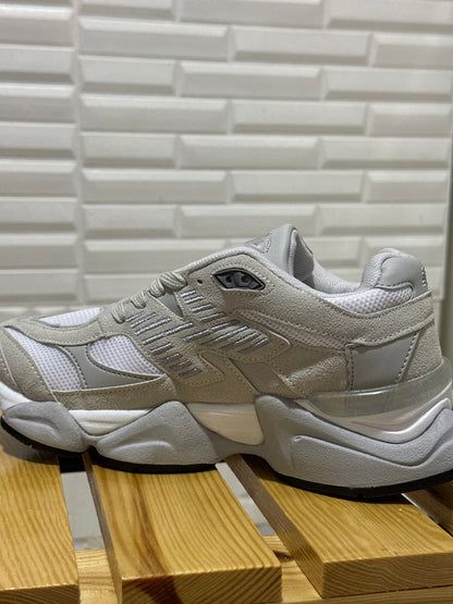 New Balance Krem Detaylı İthal